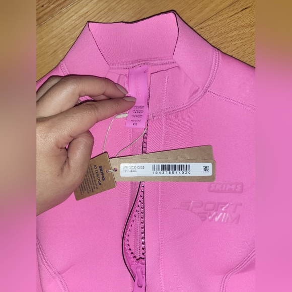 NWT SKIMS SKIMS SPORT SWIM SET IN XS - Picture 8 of 13